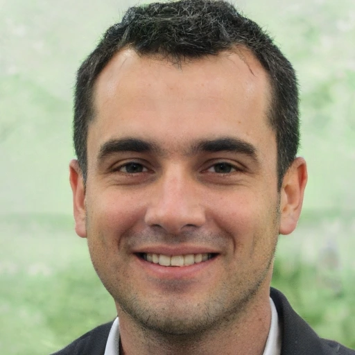 Alon Pinkas