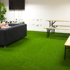 Full Green Carpet