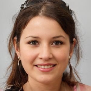 Fatima Aida